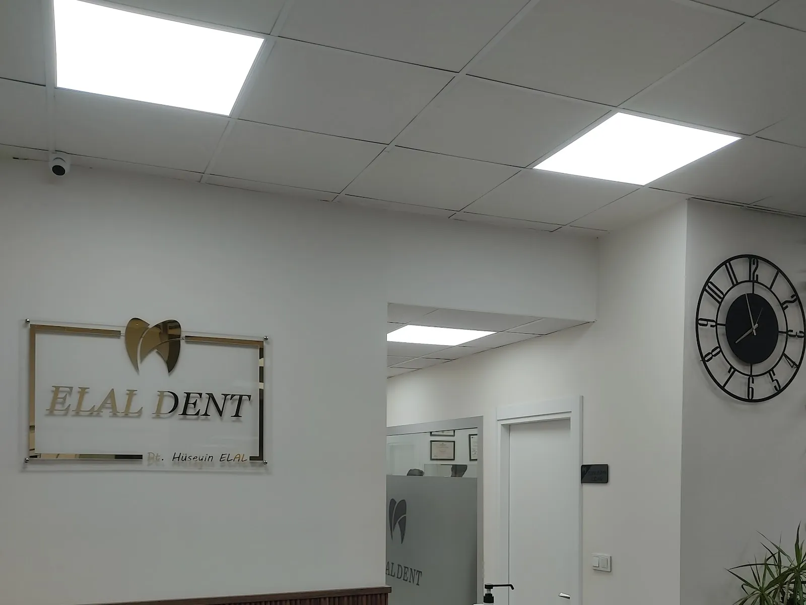 Gölbaşı Özel Elal Dent Ağız ve Diş Sağlığı Polikliniği fotoğraf 1